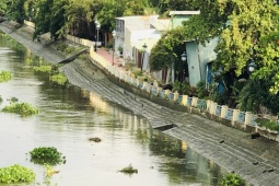 Tin tức trong ngày - Chấm dứt hợp đồng, phạt nhà thầu yếu kém tại 2 dự án kè kênh Thanh Đa