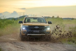 Tin tức ô tô - Giá xe Ford Ranger lăn bánh tháng 7/2023, giảm 50% phí trước bạ