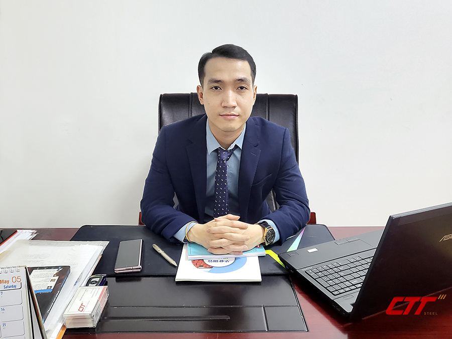 Nguyễn Văn Cao Thắng, người điều hành Công ty TNHH Thép Cao Toàn Thắng