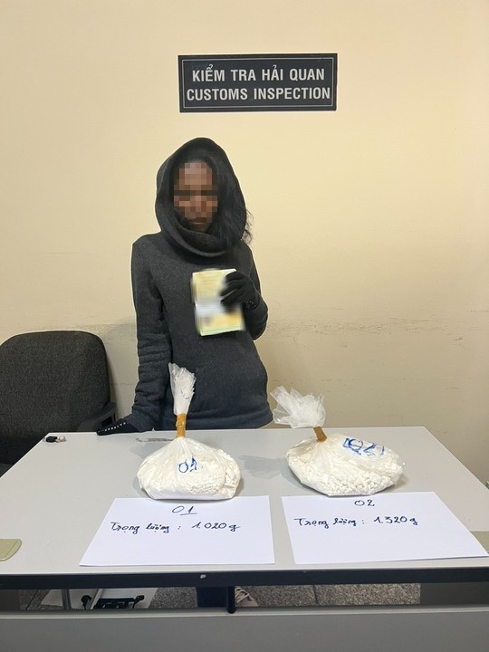 Công an TP HCM đã tạm giữ nữ hành khách