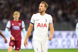 Bóng đá - Tottenham thua sốc West Ham: Harry Kane "vật vờ" 45 phút, vừa đá vừa ngóng tương lai