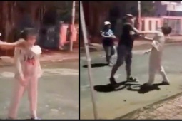 Pháp luật - Vụ clip cô gái ở Hậu Giang bị đánh: Bị can còn lại đã ra đầu thú