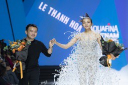 Thanh Hằng diện váy đính pha lê nặng 50kg trong show diễn của Lê Thanh Hòa