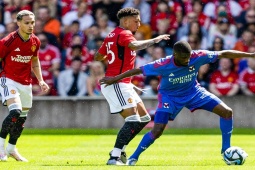 Bóng đá - Trực tiếp bóng đá MU - Lyon: Không thể tìm được bàn thắng thứ 2 (Giao hữu) (Hết giờ)