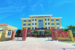 Tin tức trong ngày - Quảng Bình: Trụ sở Chi cục thuế hơn 20 tỉ đồng "để không" gây lãng phí