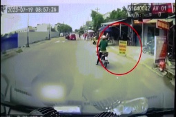 Pháp luật - Clip pha tung cước 'hạ đo ván' tên trộm kéo lê cô gái giữa đường