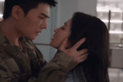 Phim - "Bản sao Lưu Diệc Phi" có cảnh hôn thô bạo khiến dân mạng Trung Quốc "dậy sóng"