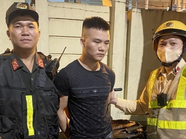 Pháp luật - Đạo chích gọi Grab đẩy xe máy vừa ăn trộm được đi tẩu tán