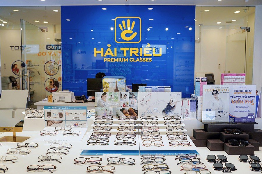 Đồng Hồ Hải Triều là đơn vị chủ quản công ty Kính Hải Triều