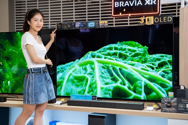 Fan tình cờ phát hiện “crush quốc dân” Thanh Nhã mua TV Sony cho gia đình trước khi đi dự World Cup 2023 - 2