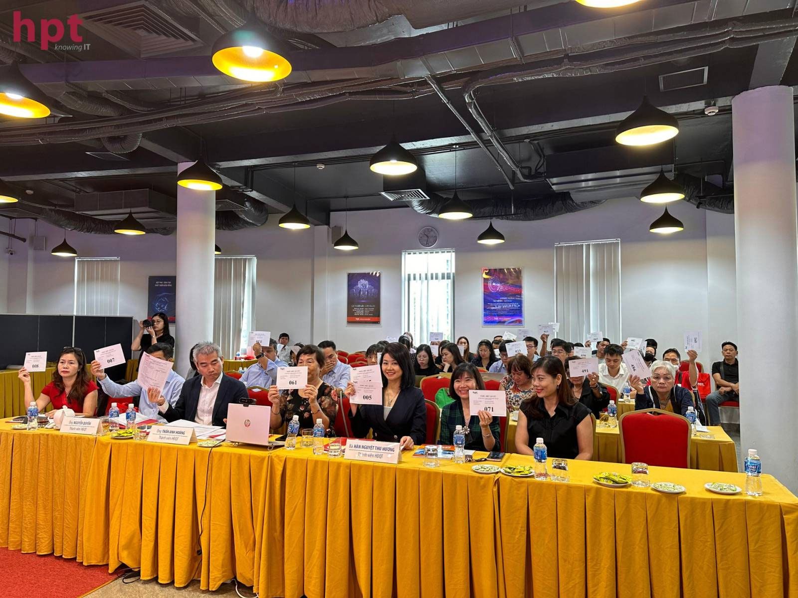 Đại hội đã nhất trí thông qua việc chi trả cổ tức cho cổ đông HPT năm 2022