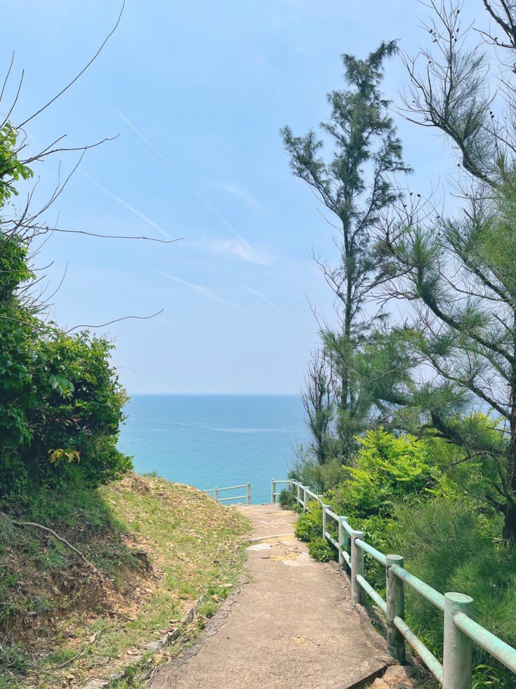 Đường xuống Bãi Môn.