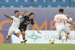 Bóng đá - Video bóng đá Bình Dương - HAGL: Minh Vương ghi tuyệt tác, bộ đôi vô duyên (V-League)