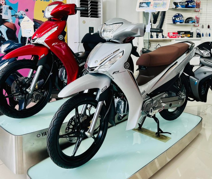 Giá Yamaha Jupiter Finn cuối tháng 7/2023, chênh hơn 3 triệu đồng - 4