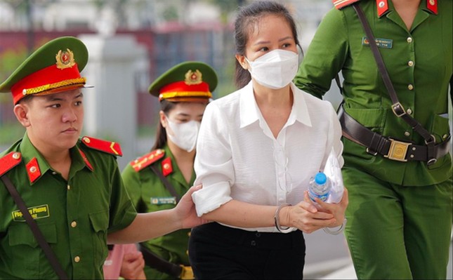 Trong vụ án này, có những bị cáo nhận hối lộ rất nhiều tiền nhưng nộp lại rất ít.