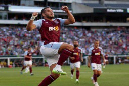 Video bóng đá Newcastle - Aston Villa: Rượt đuổi hấp dẫn, ma thuật Argentina (Giao hữu)