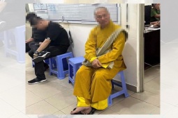 Tin tức trong ngày - Giáo hội Phật Giáo Việt Nam TP HCM lên tiếng vụ người mặc pháp phục tại quán nhậu