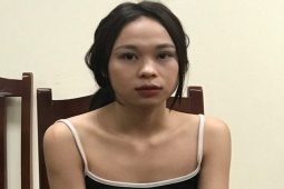 Pháp luật - Cô gái trẻ xinh như "hot girl” ăn mặc mát mẻ đi bán ma túy lúc nửa đêm