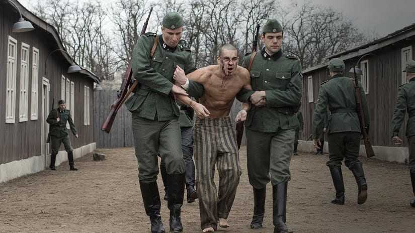 Cảnh quay trong một bộ phim về trại tập trung Mauthausen. Ảnh: Netflix