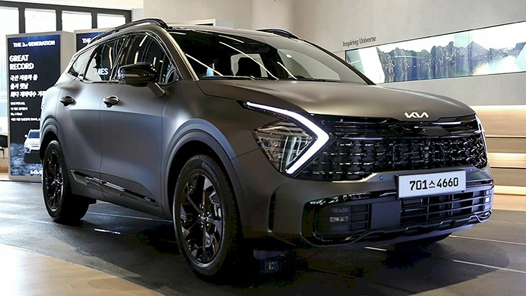 Kia Sportage phiên bản đặc biệt kỷ niệm 30 năm lộ diện - 2