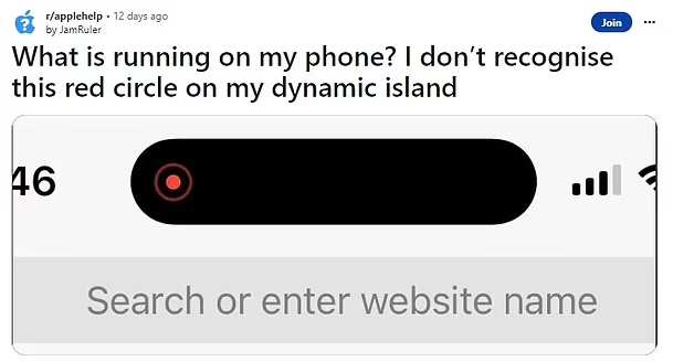 Chấm tròn màu đỏ trên Dynamic Island (Ảnh: Daily Mail).