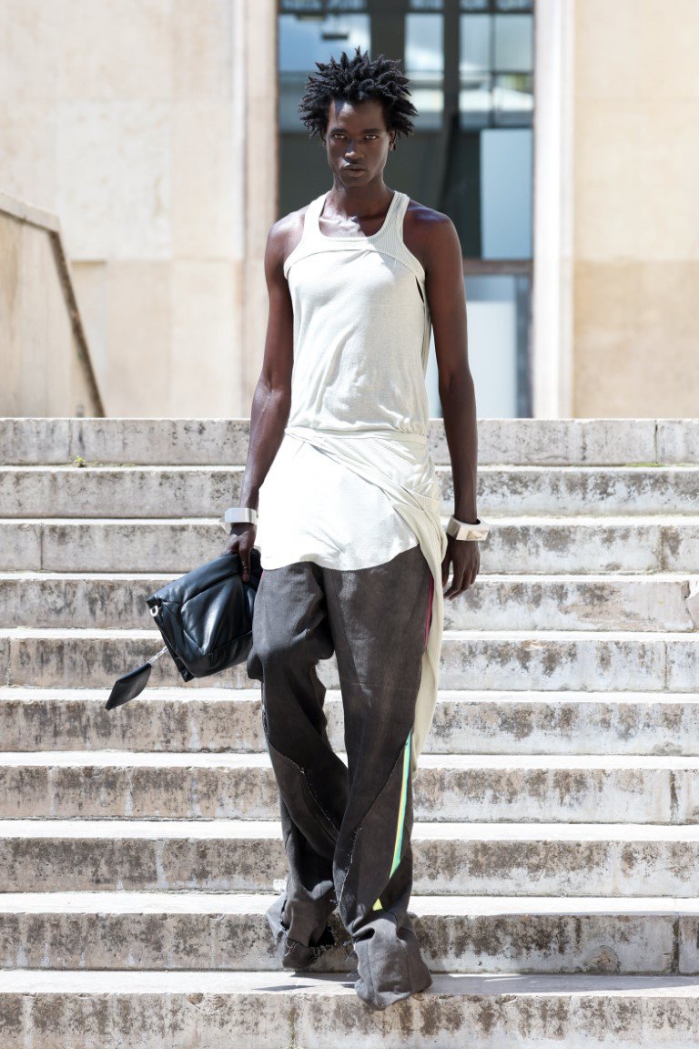 Lịch sử thời trang của chiếc áo tank top - 9