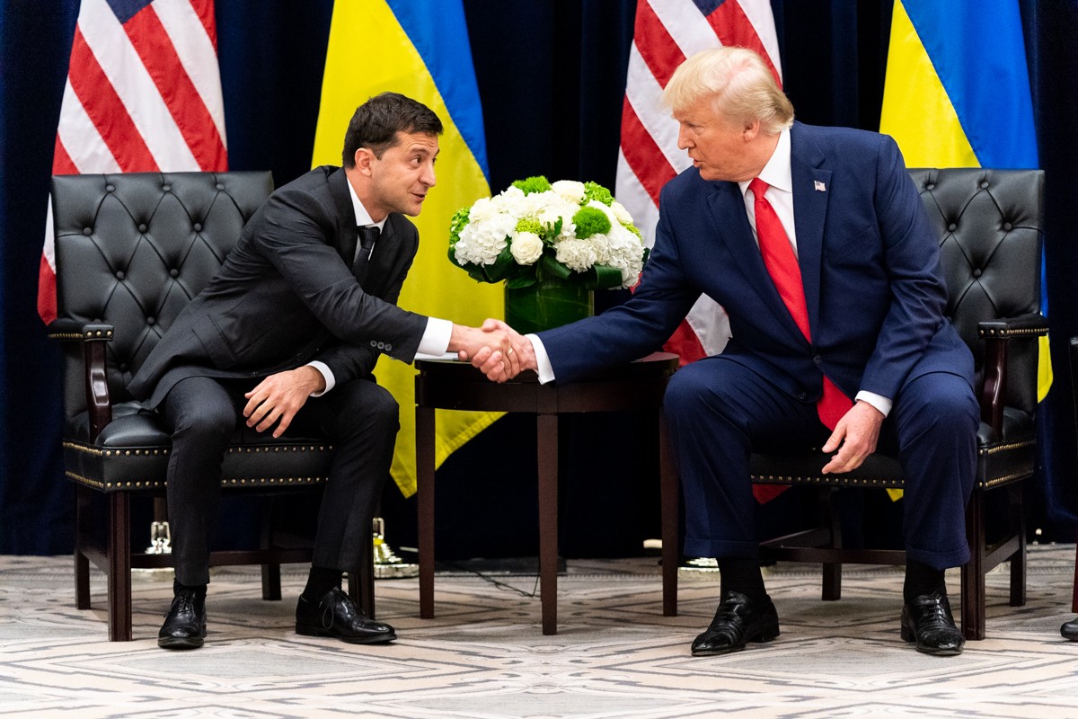 Cựu Tổng thống Mỹ Donald Trump từng gặp Tổng thống Ukraine Volodymyr Zelensky vào năm 2019.
