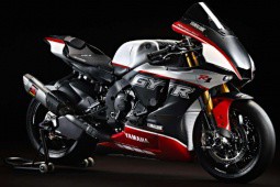Ra mắt ấn bản kỷ niệm ‘hàng khủng’ 2023 Yamaha R1 GYTR Pro