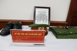 Tin tức trong ngày - Hà Nội: Tiếp nhận kỷ vật của ba cảnh sát PCCC hy sinh trong khi làm nhiệm vụ