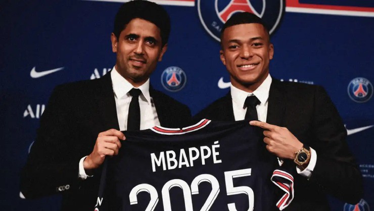 Mbappe không chấp nhận gia hạn với PSG