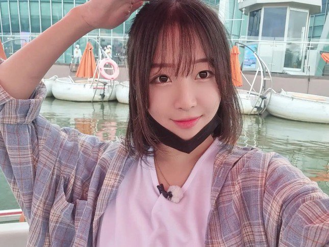 Ngoại hình nhỏ nhắn của cô gái ăn khỏe nhất Hàn Quốc - 3