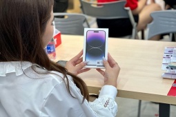 Kinh doanh - Chủ đề gây tranh cãi: Có 30 triệu nên mua iPhone hay tiết kiệm?