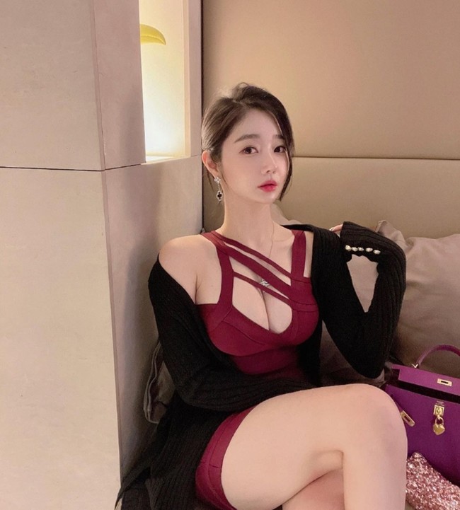 Nữ CEO Hàn Quốc mê ăn vặt vẫn đẹp như thiên thần - 4