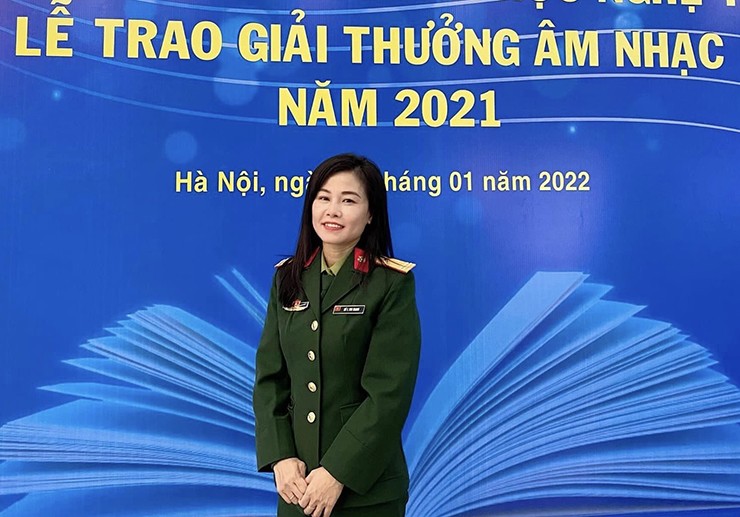 Trung tá Hồ Thu Trang