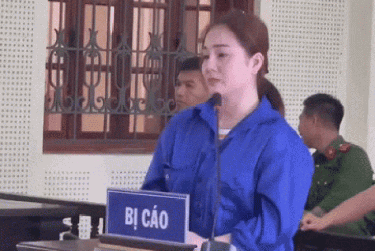 An ninh - Xã hội - Hotgirl phố núi bật khóc khi nhận mức án 20 năm tù