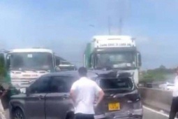 Tin tức trong ngày - Xác định nguyên nhân xe bồn tông hàng loạt ô tô tại TP Thủ Đức