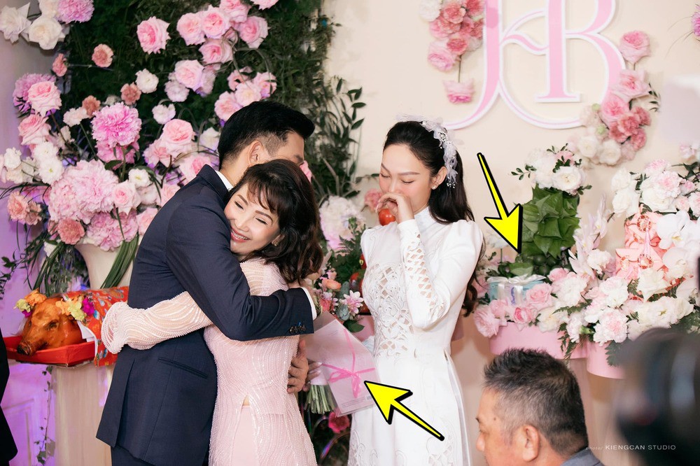 Sính lễ trong đám hỏi Phương Oanh, Minh Hằng "gây bão" mạng xã hội - 11