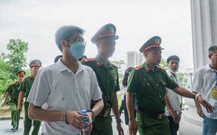 Bị cáo Hoàng Văn Hưng, cựu điều tra viên.
