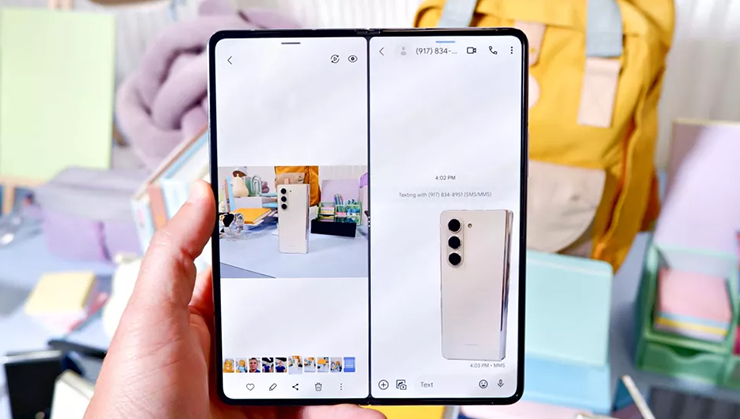 Galaxy Z Fold 5 có một số nâng cấp đáng chú ý.&nbsp;Giống như trước đây, người dùng có thể chạy tối đa 3 ứng dụng cùng lúc. Đồng thời, người dùng&nbsp;có thể nhanh chóng thêm ứng dụng bằng cách vuốt từ cuối màn hình hoặc từ bên trái vào.&nbsp;
