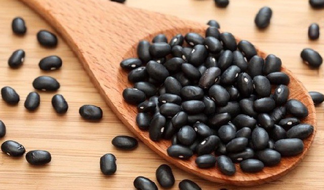Chè đậu đen là món chè thanh nhiệt, giải độc tố cho cơ thể