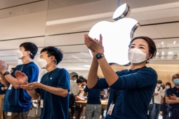 Thời trang Hi-tech - Các "ông trùm" công nghệ giữ chân nhân tài lâu nhất trong bao lâu?