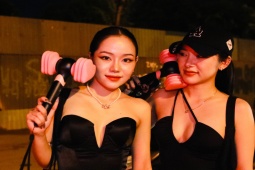 Tin tức trong ngày - Khán giả nói gì sau đêm nhạc đầu tiên của Blackpink tại Mỹ Đình?