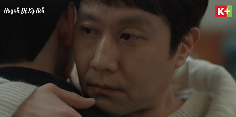 Hai anh em trở về bên nhau sau nhiều biến cố