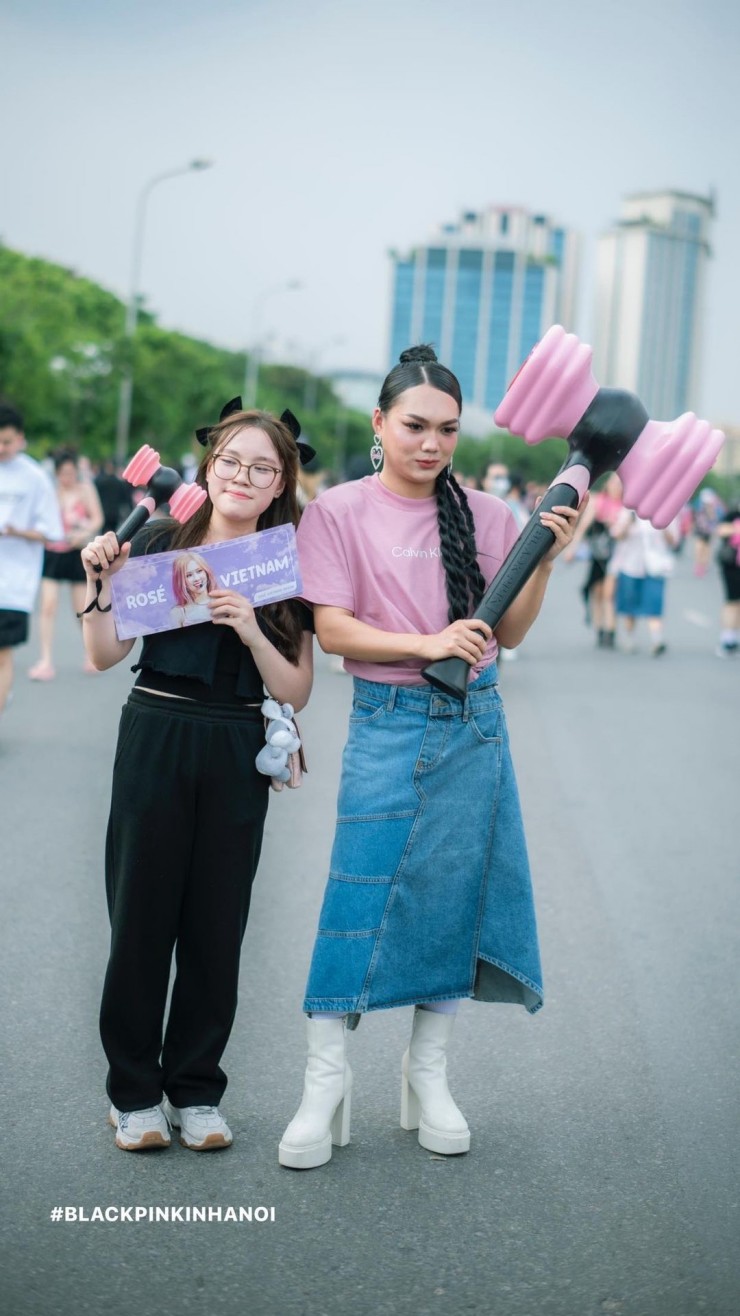 Concert BLACKPINK: Giao thông tắc nghẽn, Hà Nội đổ mưa lớn - 7