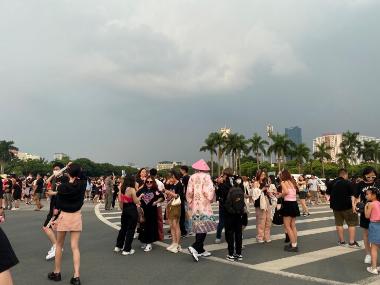 Concert BLACKPINK: Giao thông tắc nghẽn, Hà Nội đổ mưa lớn - 3