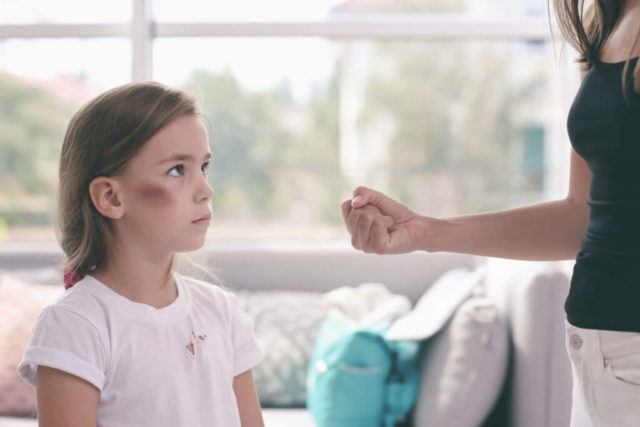 Nếu đứa trẻ có một người cha ôn hoa, trẻ sẽ học được cách giao tiếp tốt.