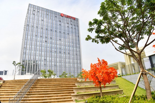 Được xây dựng trên ý tưởng “chuyến du lịch 1 ngày giữa lòng thành phố",tổ hợp này hứa hẹn là điểm đến mới cho người dân Thủ đô cũng như du khách 