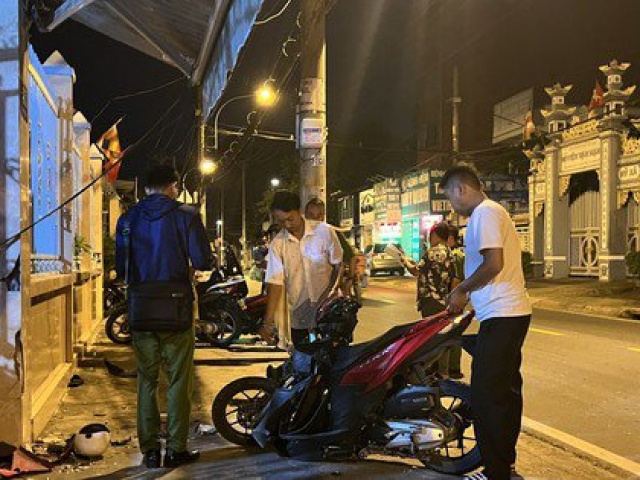 Tin tức trong ngày - Một thanh niên chết trên vỉa hè ở TP Thủ Đức