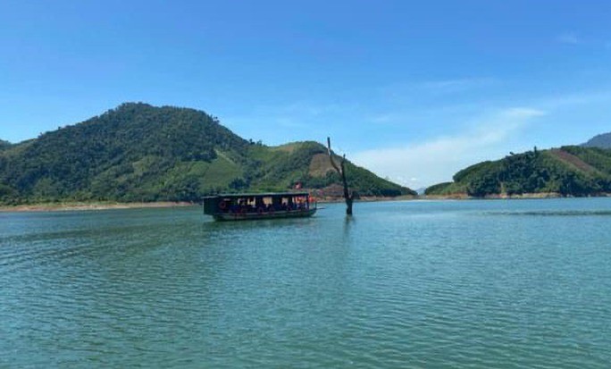 Hồ chứa nước Nước Trong (Quảng Ngãi)