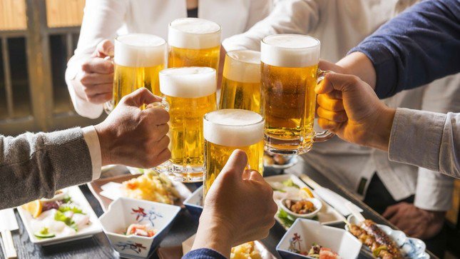 Những người tuyệt đối không được uống rượu, bia kẻo nguy hại đến tính mạng - 2